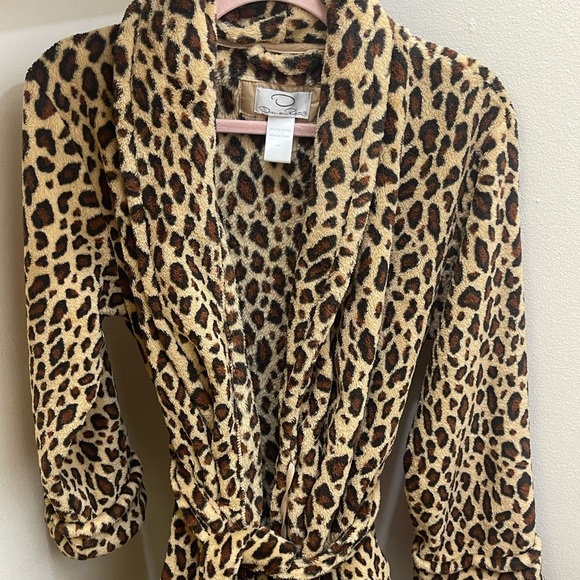 Oscar de la renta ❤️❤️❤️❤️❤️❤️❤️ - Picture 3 of 5